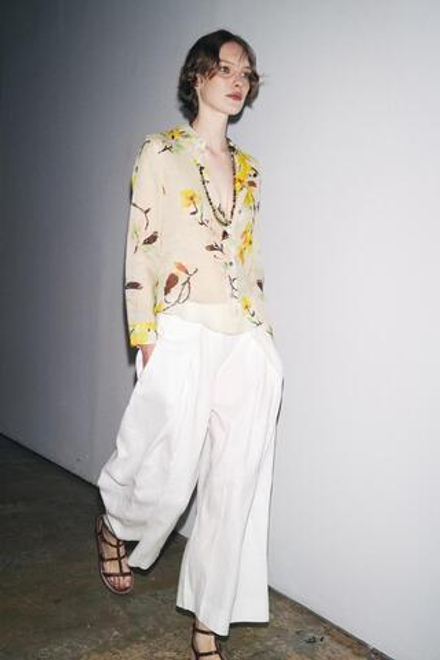 ZARA РУБАШКА ИЗ РАМИ С ЦВЕТОЧНЫМ ПРИНТОМ — ZW COLLECTION, ЭКРЮ