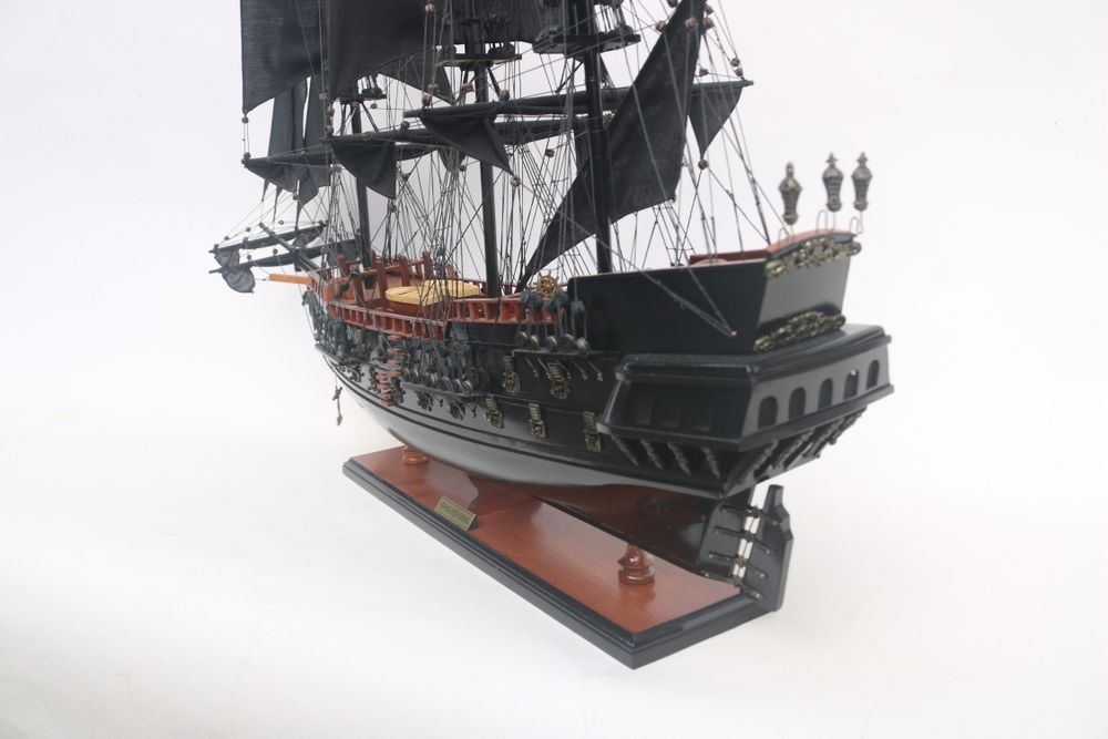 Van Der Heijden Модель парусника "Черная Жемчужина"