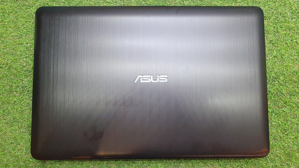 Ноутбук ASUS i5-7/8Gb/920MX 2Gb/FHD