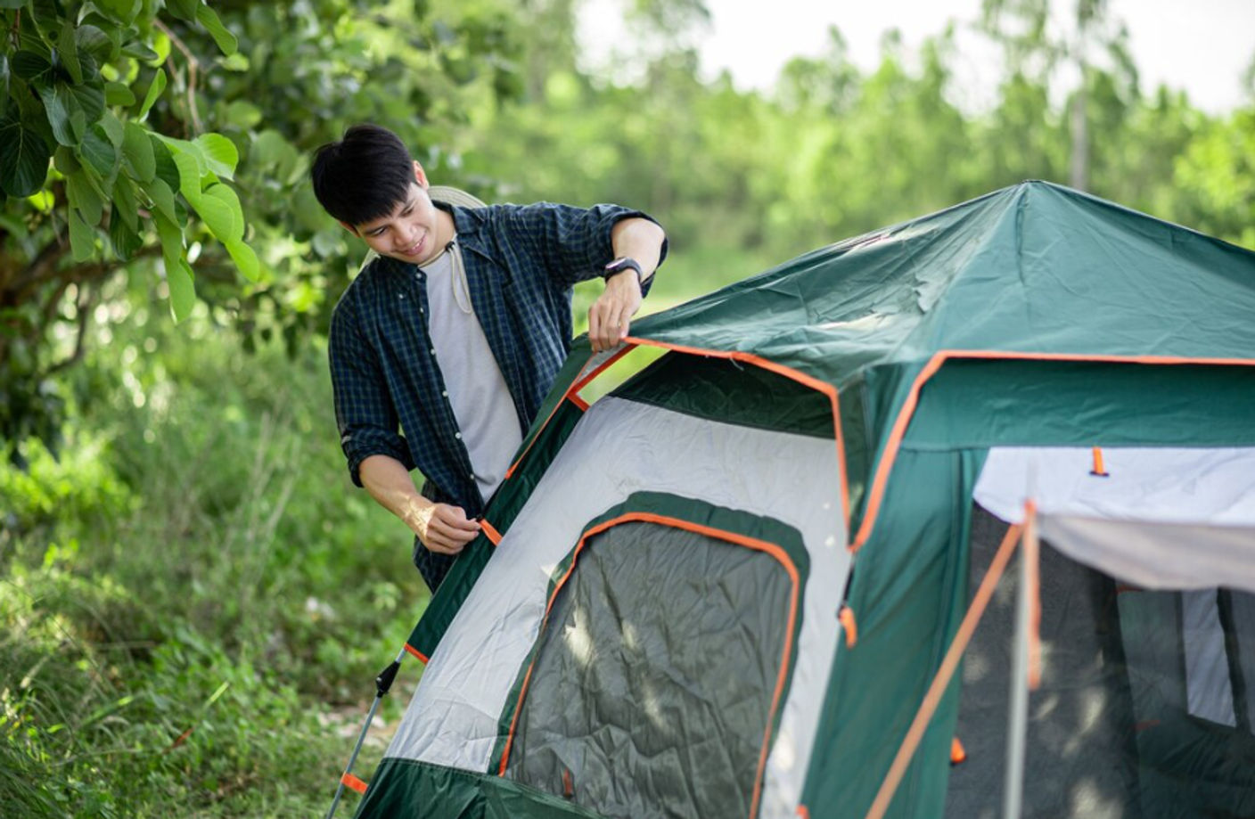 Выбор палатки для охоты и рыбалки: роль тамбура в комфорте