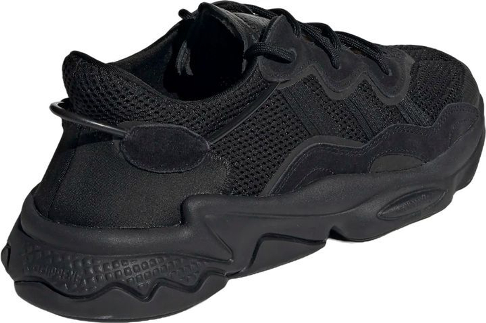 Кроссовки Adidas OZWEEGO