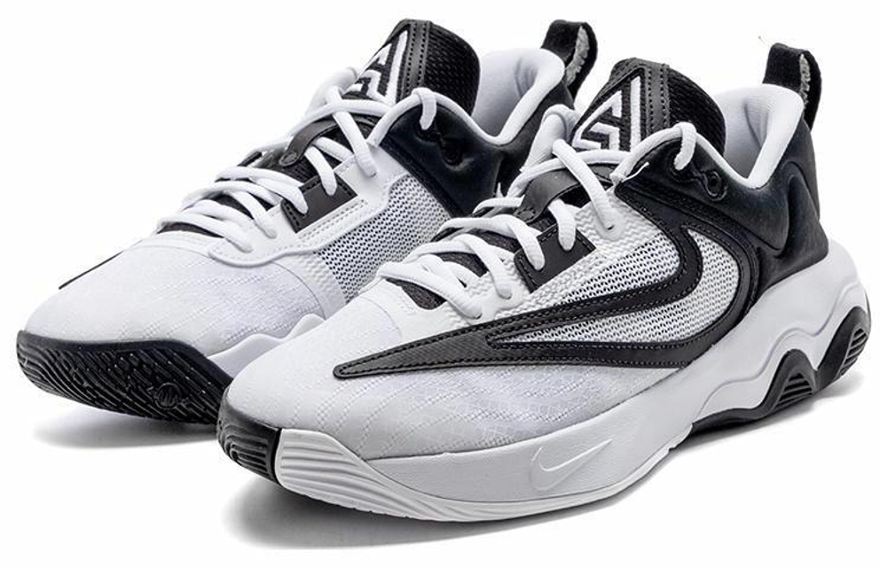 Кроссовки Nike Giannis Immortality 3