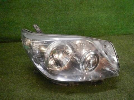 Фара правая Toyota Land Cruiser Prado 150 (2009-2013) ксенон