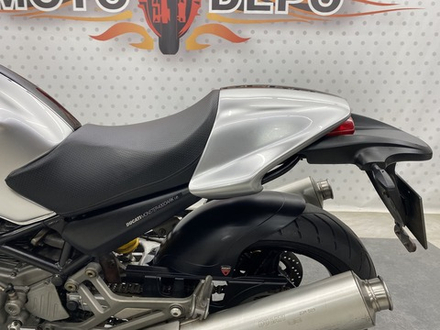 Ducati Monster 400 , 2004