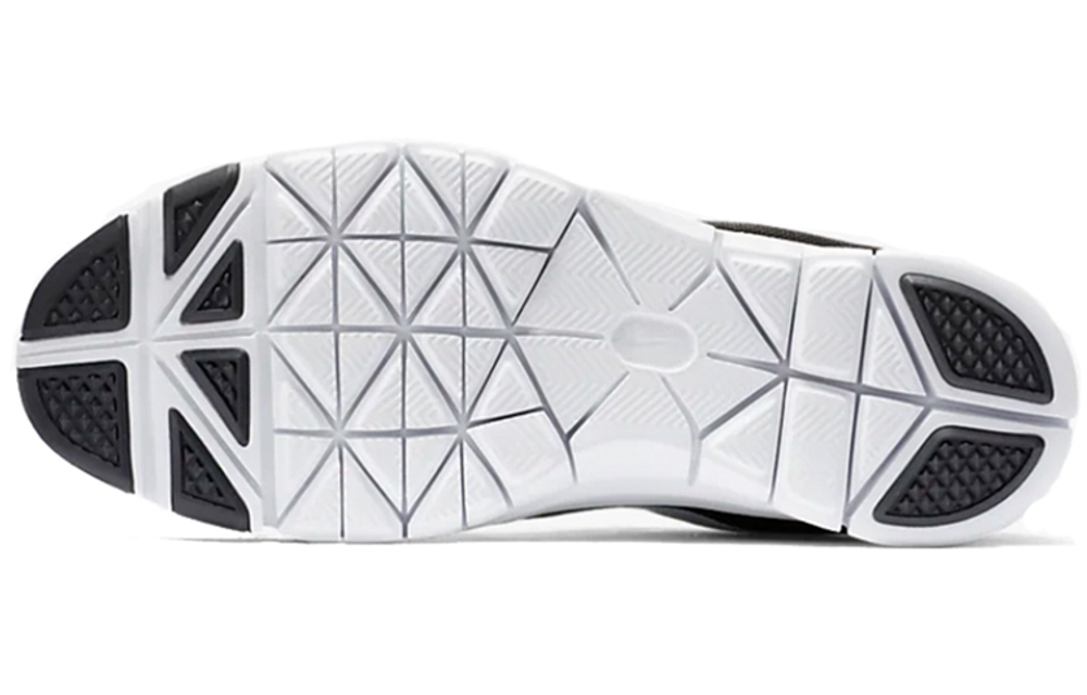 Кроссовки Nike Flex Essential Tr (Женская размерная сетка)