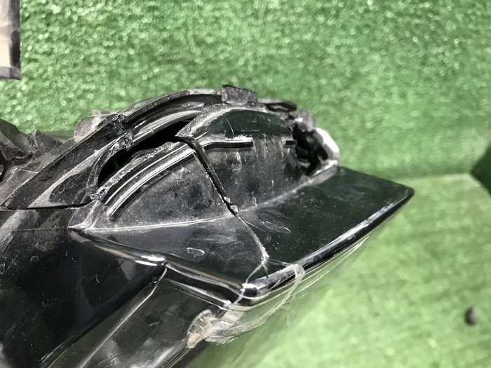 Фара правая Geely Monjaro (2021-н.в.) LED