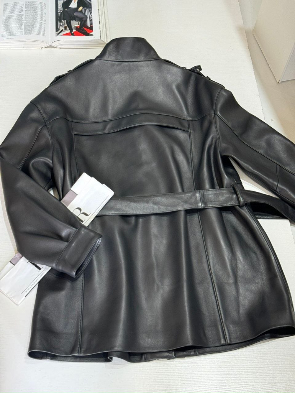 Кожаная куртка Yves Saint Laurent