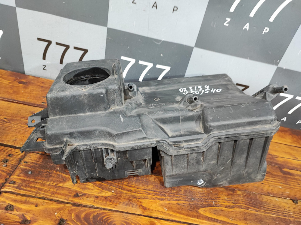 Корпус воздушного фильтра Volvo S40 2, V50 04-12 Б/У Оригинал 30677533