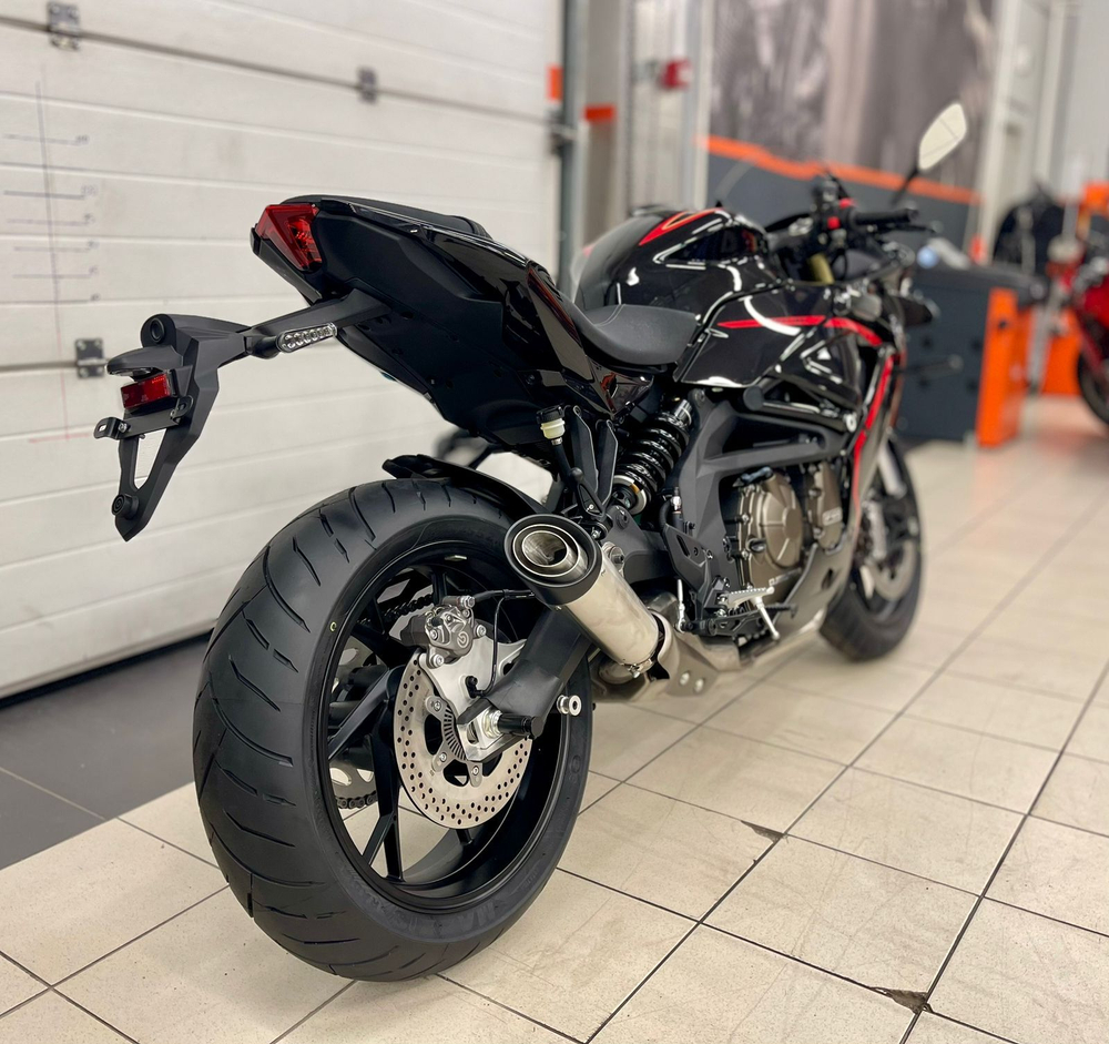 QJMOTOR SRK 600 RC (Black)