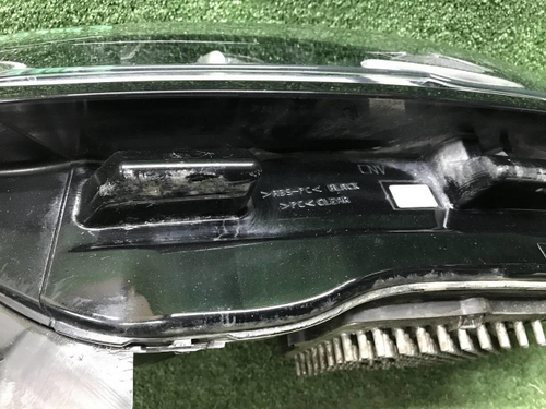 Фара правая Range Rover Velar (2017-2023) LED