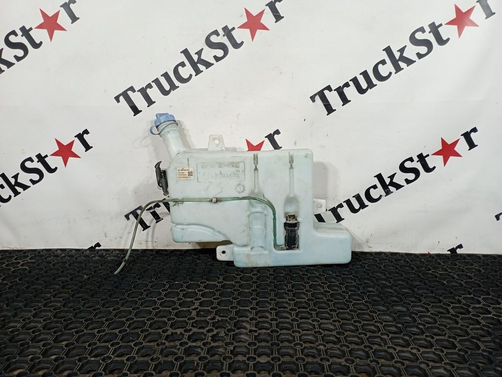 Бачок омывателя лобового стекла 2023г