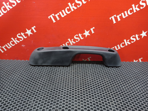 Ручка решетки радиатора правая