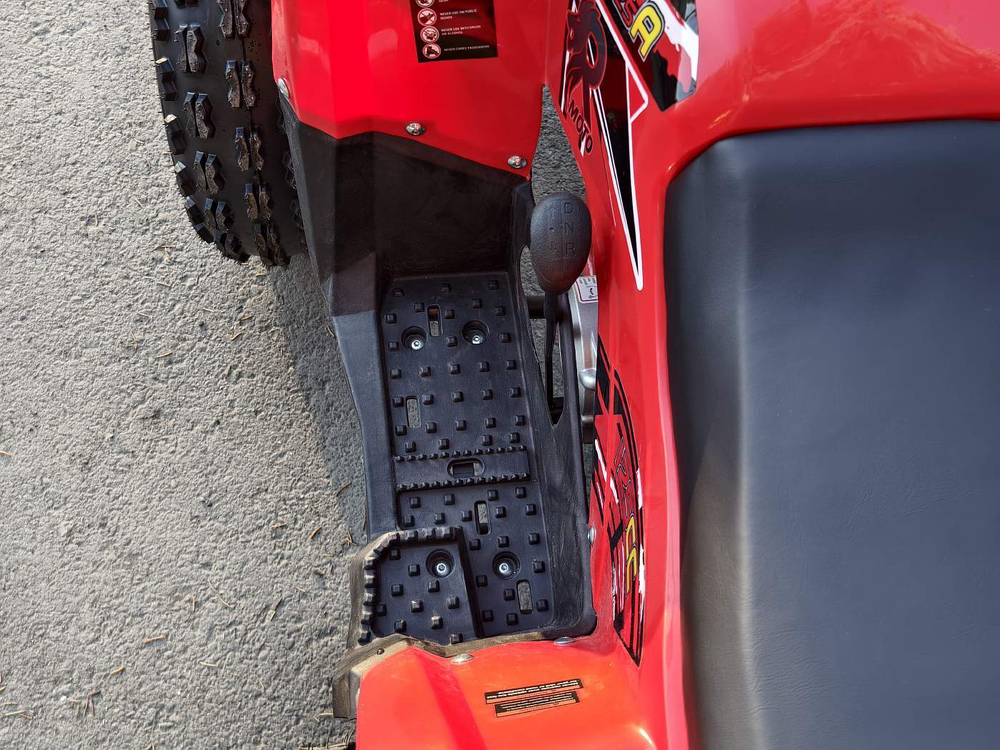 Lion 125 A красный
