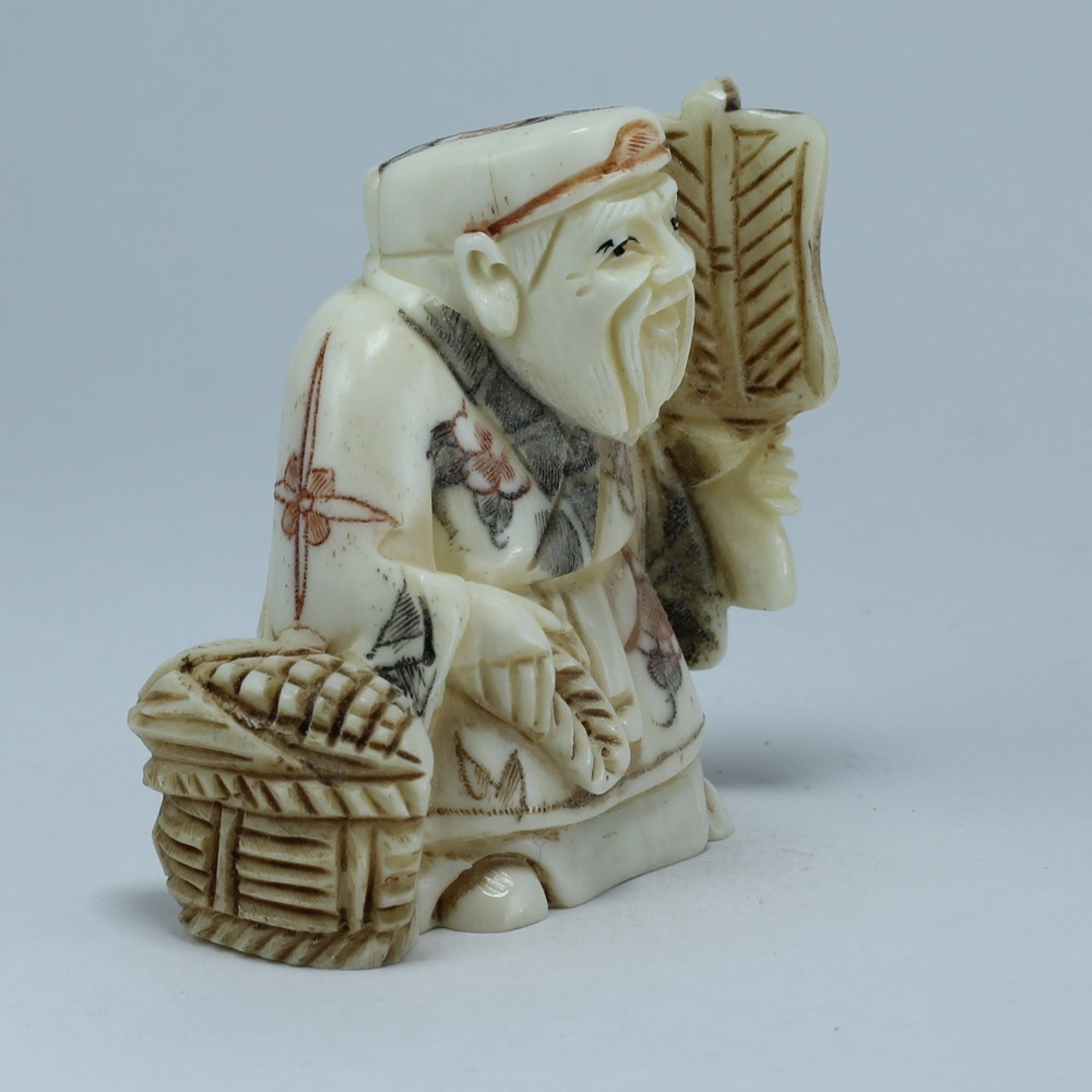 Эксклюзивная нэцкэ Дзюродзин с корзиной кукурузы и веером