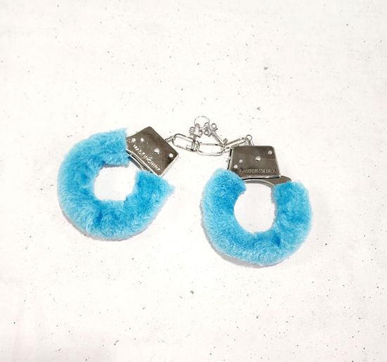 Наручники меховые, голубые