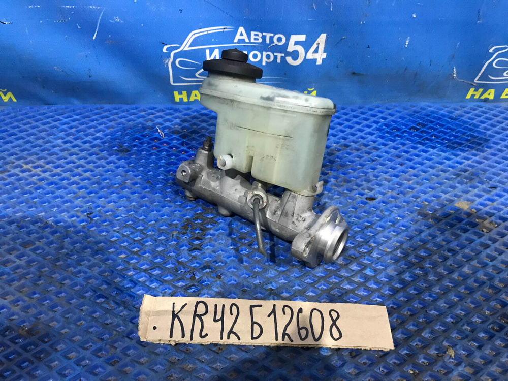 Главный тормозной цилиндр TOYOTA TOWNACE NOAH 1996-2007