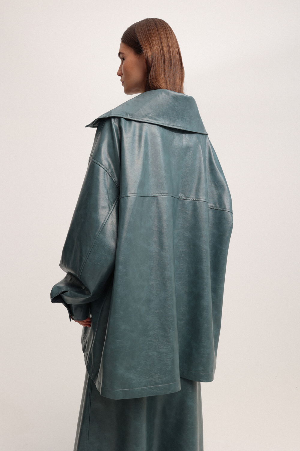 Анорак из экокожи