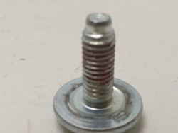 AWS61012 кт61 Болт крепления шкива для стиральной машины Whirlpool б/у