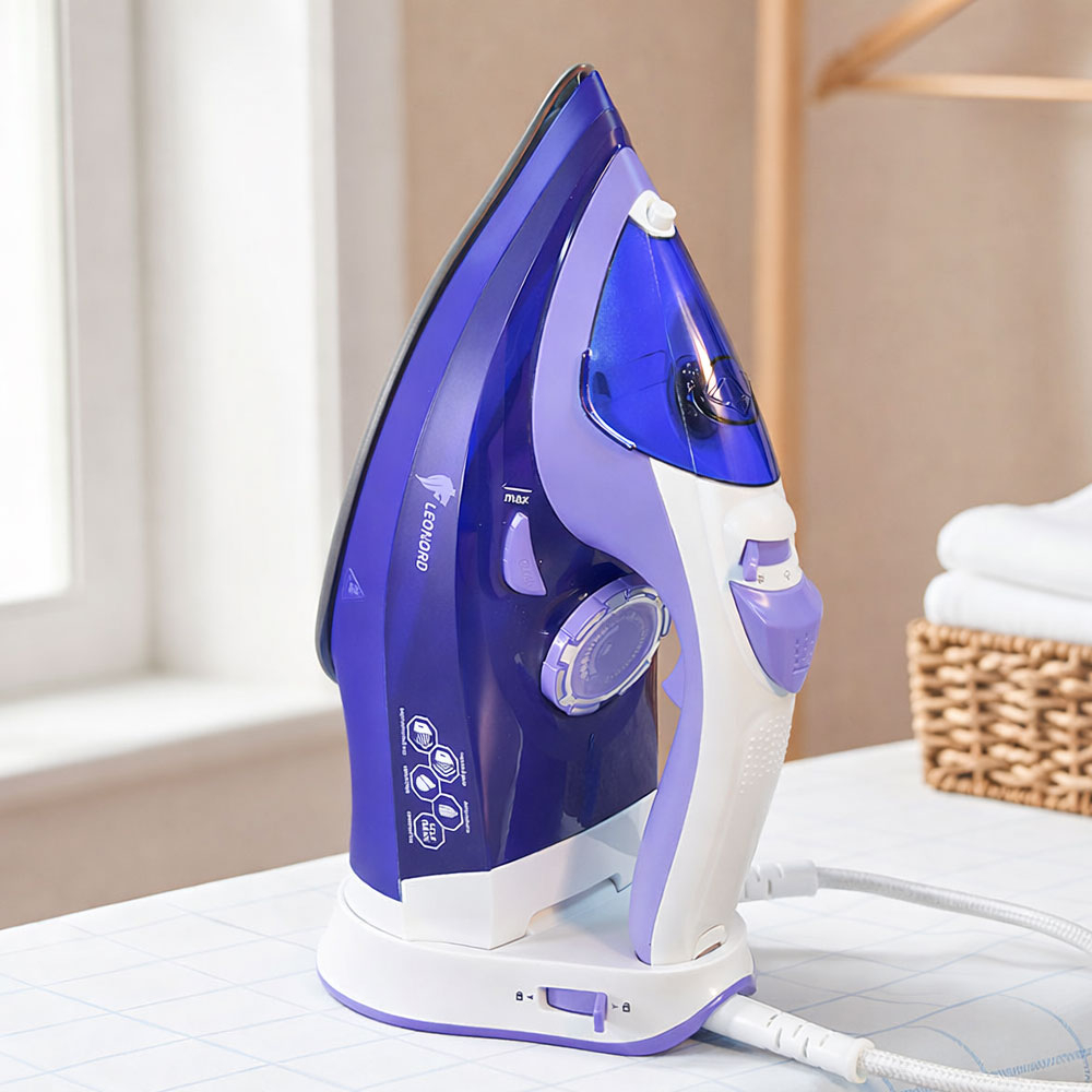 Утюг Leonord LE-1807U, 2 режима, керамическая подошва, 2600Вт, фиолетовый