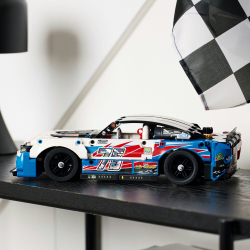 LEGO Technic - Новый Chevrolet Camaro ZL1 из серии NASCAR 42153