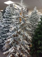 Заснеженная елка с гирляндой «Аляска» (Литая+пвх) 270 см / 2.7 м
