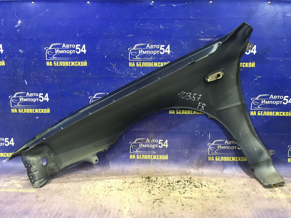 Крыло переднее правое SUBARU IMPREZA 1992–2000