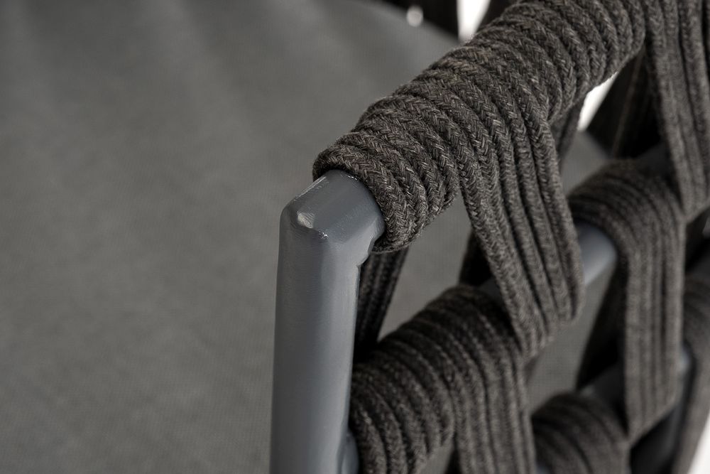 "Диего" стул плетеный из роупа, основание дуб, каркас из стали темно-серый (RAL7024) муар, роуп темно-серый круглый, ткань темно-серая 027