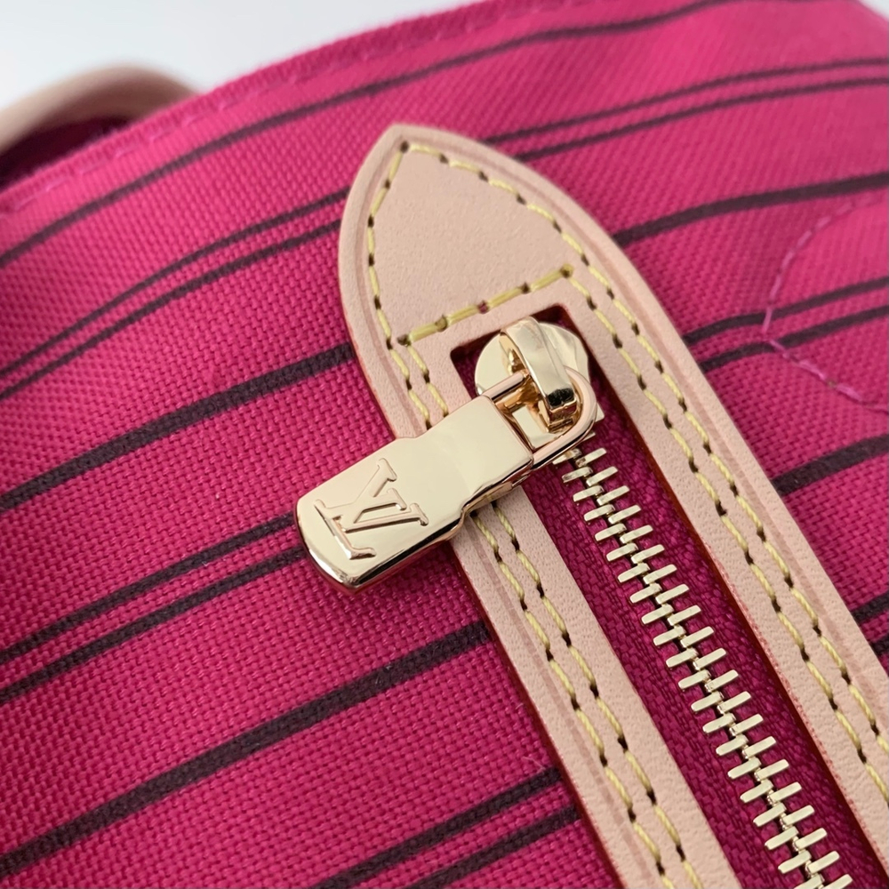 Louis Vuitton Neverfull Inside Out MM