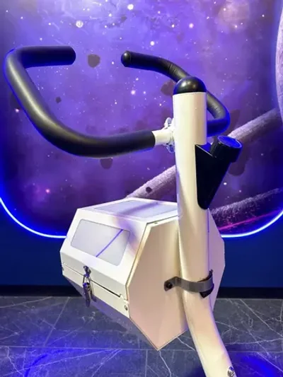 Детский велотренажер с мыльными пузырями