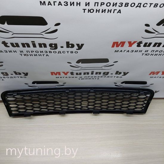 Решетка радиатора RS-TYPE MATT BLACK для Audi A4 B6
