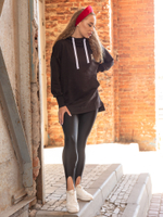 Худи Ваарга женская чёрное "Волколак" без начёса (Сказки тёмной стороны)