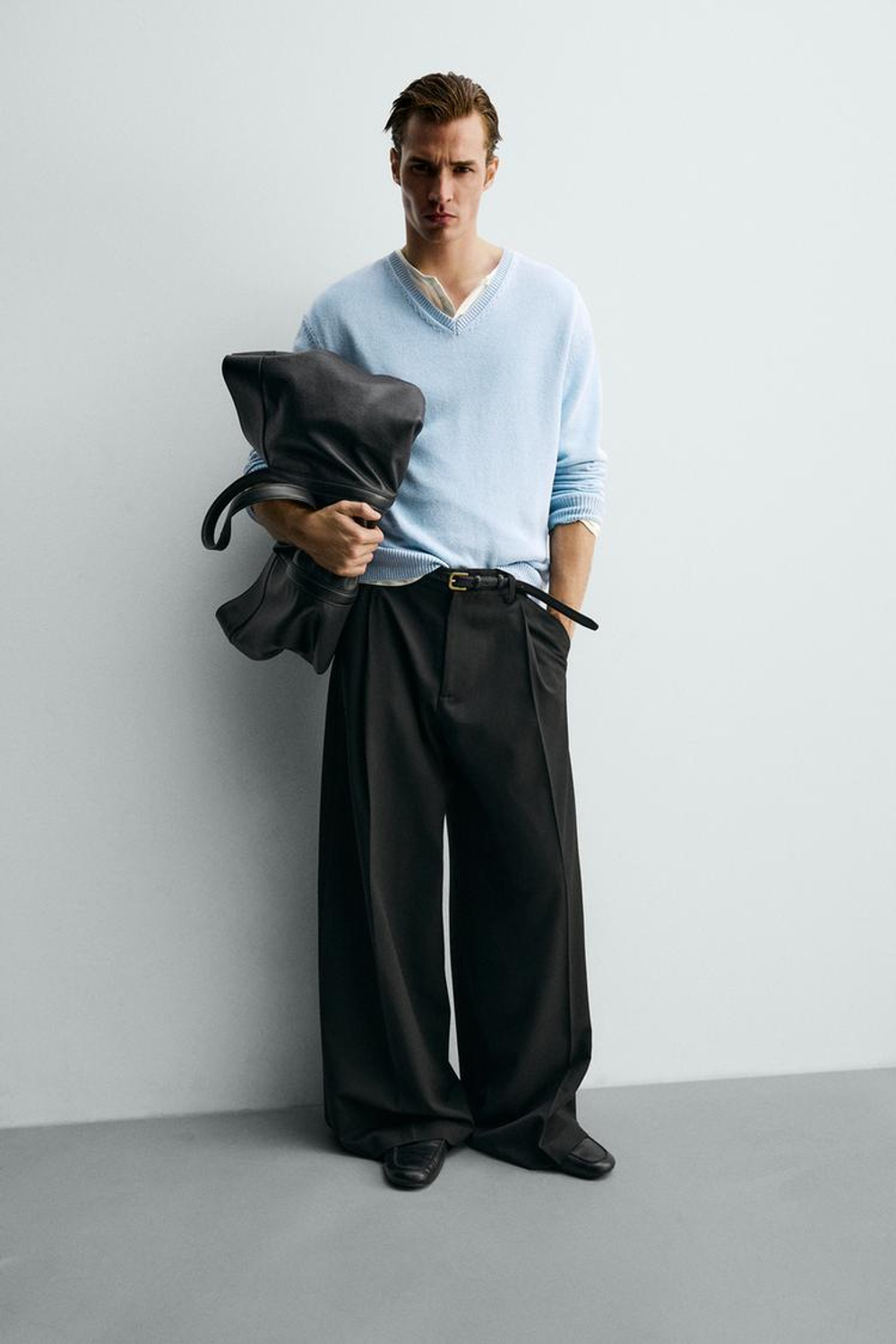 ZARA БРЮКИ WIDE FIT СО СКЛАДКАМИ, ЧЕРНЫЙ
