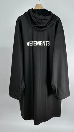 Дождевик Vetements