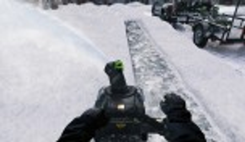 Снегоуборщик аккумуляторный GREENWORKS GD82STK5 82V 2602507UB