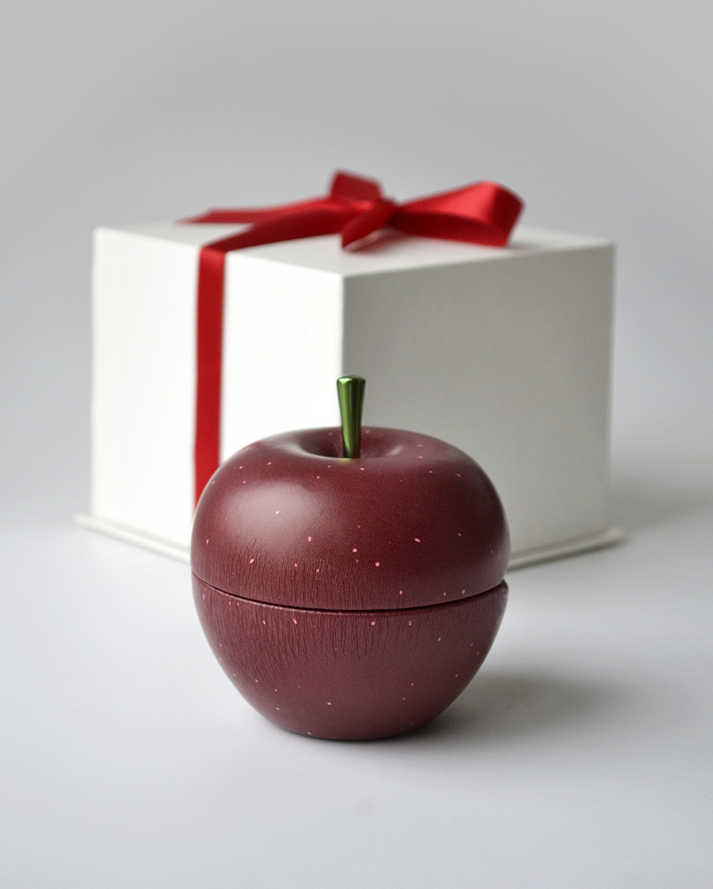 Футляр "ИСКУШЕНИЕ" (яблоко в подарочной упаковке)