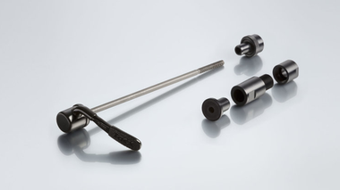 Эксцентрик адаптер Tacx 135x10 мм