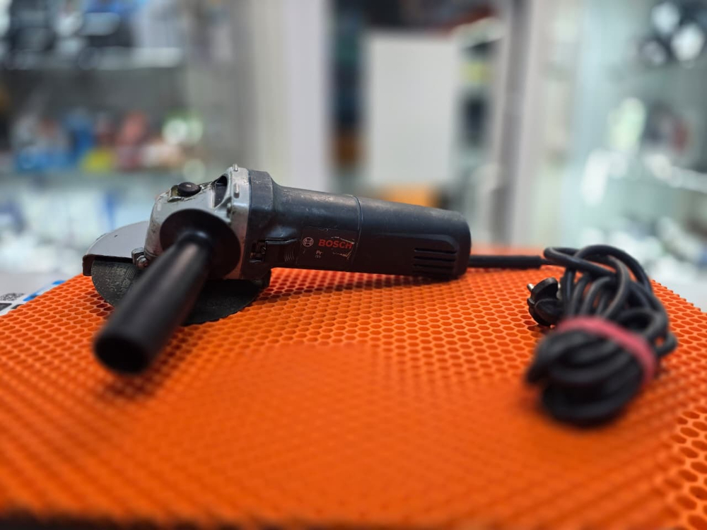 УШМ (болгарка) Bosch GWS 660