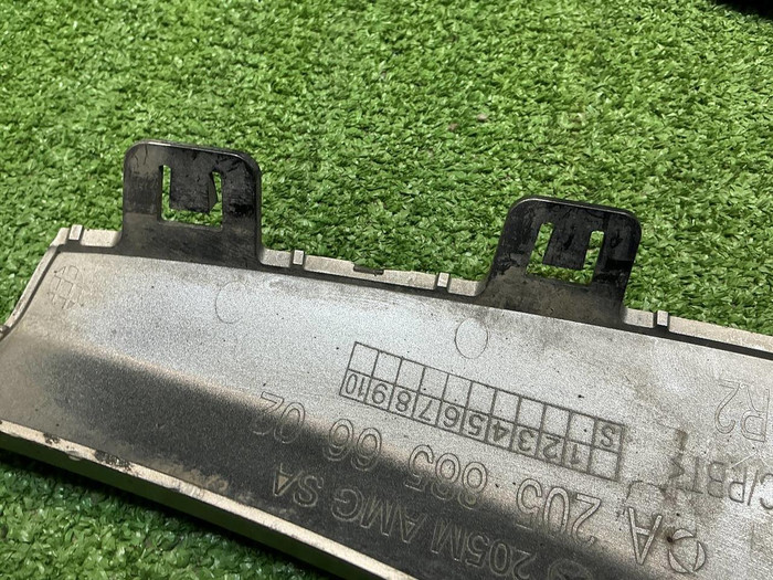 Накладка перед бампера Mercedes C w205 (18-23) AMG