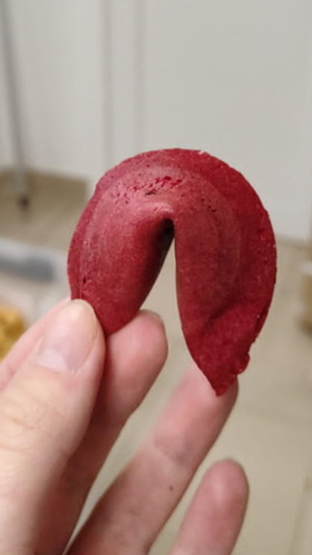 Цветное печенье с предсказаниями