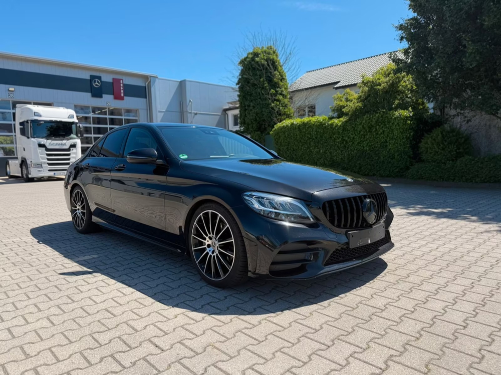 Mercedes-Benz C 200