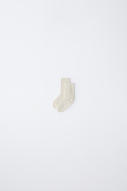 ZARA ТРИКОТАЖНЫЕ НОСКИ ИЗ ХЛОПКА И ШЕЛКА, ЭКРЮ