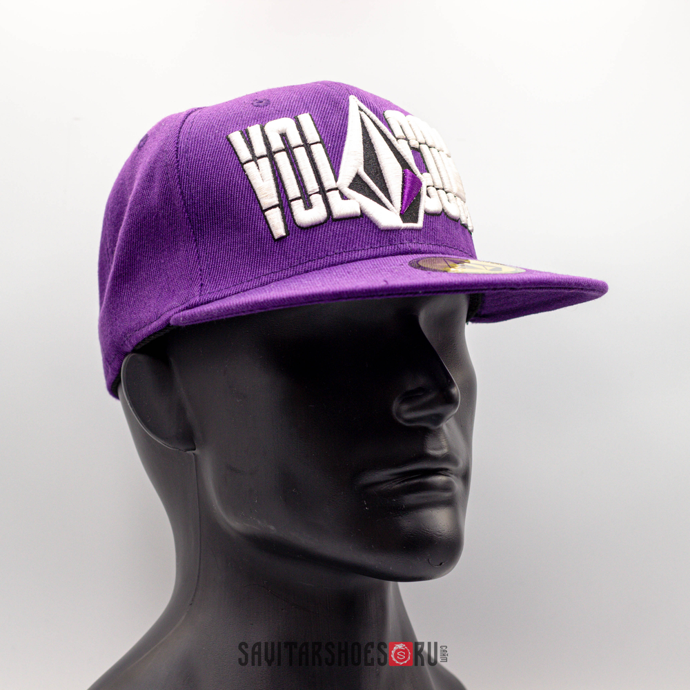 Винтажная бейсболка VOLCOM