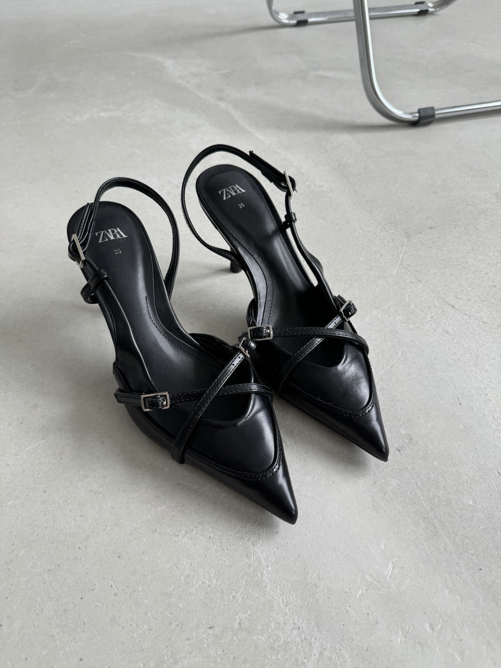 Туфли черные Zara