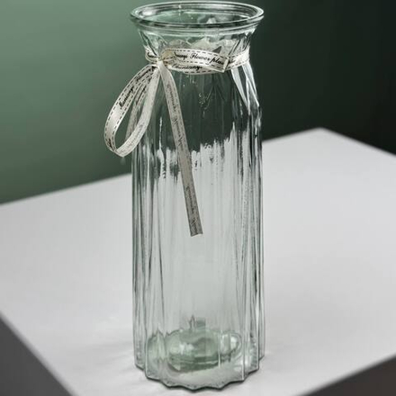 Ваза с ленточкой