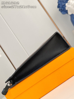 Louis Vuitton Pochette Voyage MM