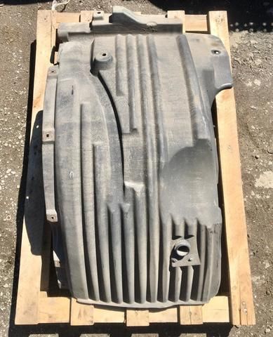 Подкрылок передний  левый МАН ТГМ 81612300259 б/у