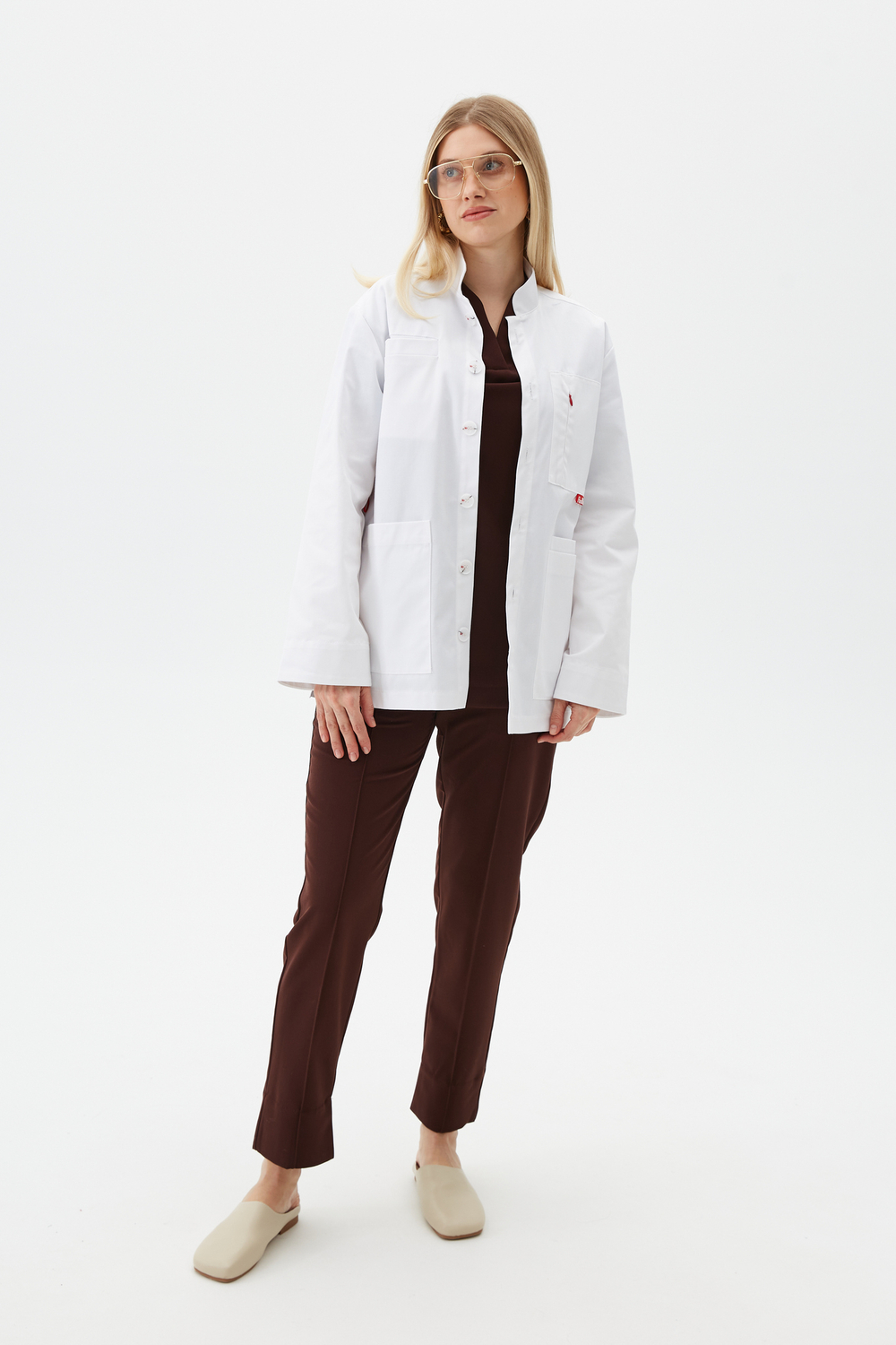 Халат укороченный медицинский унисекс Френч, белый