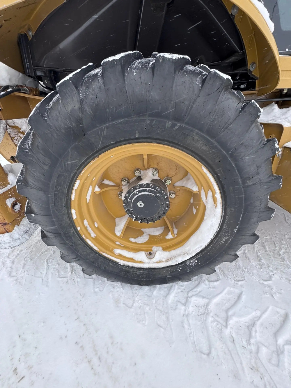 Bull 4SX Экскаватор-погрузчик 4SX (Дизельный, 4,6 л, 116 л.с., АТ)