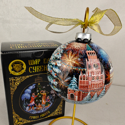 Шар новогодний с круговой росписью Палех "Москва. Кремлевская елка" на черном в футляре