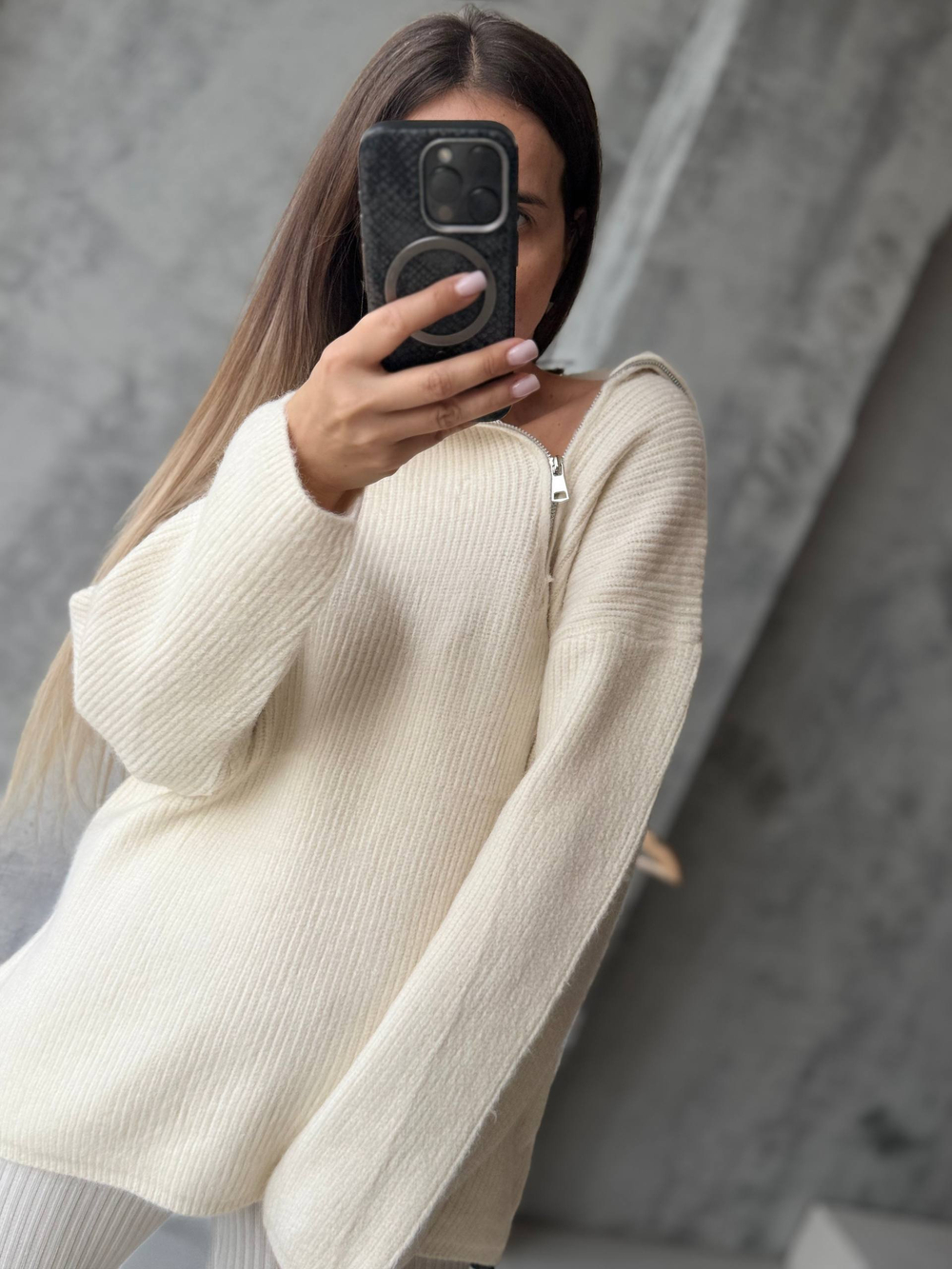 Свитер жен. 935 св.беж.